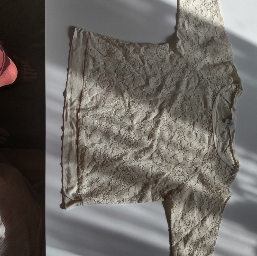 Delia's blouse